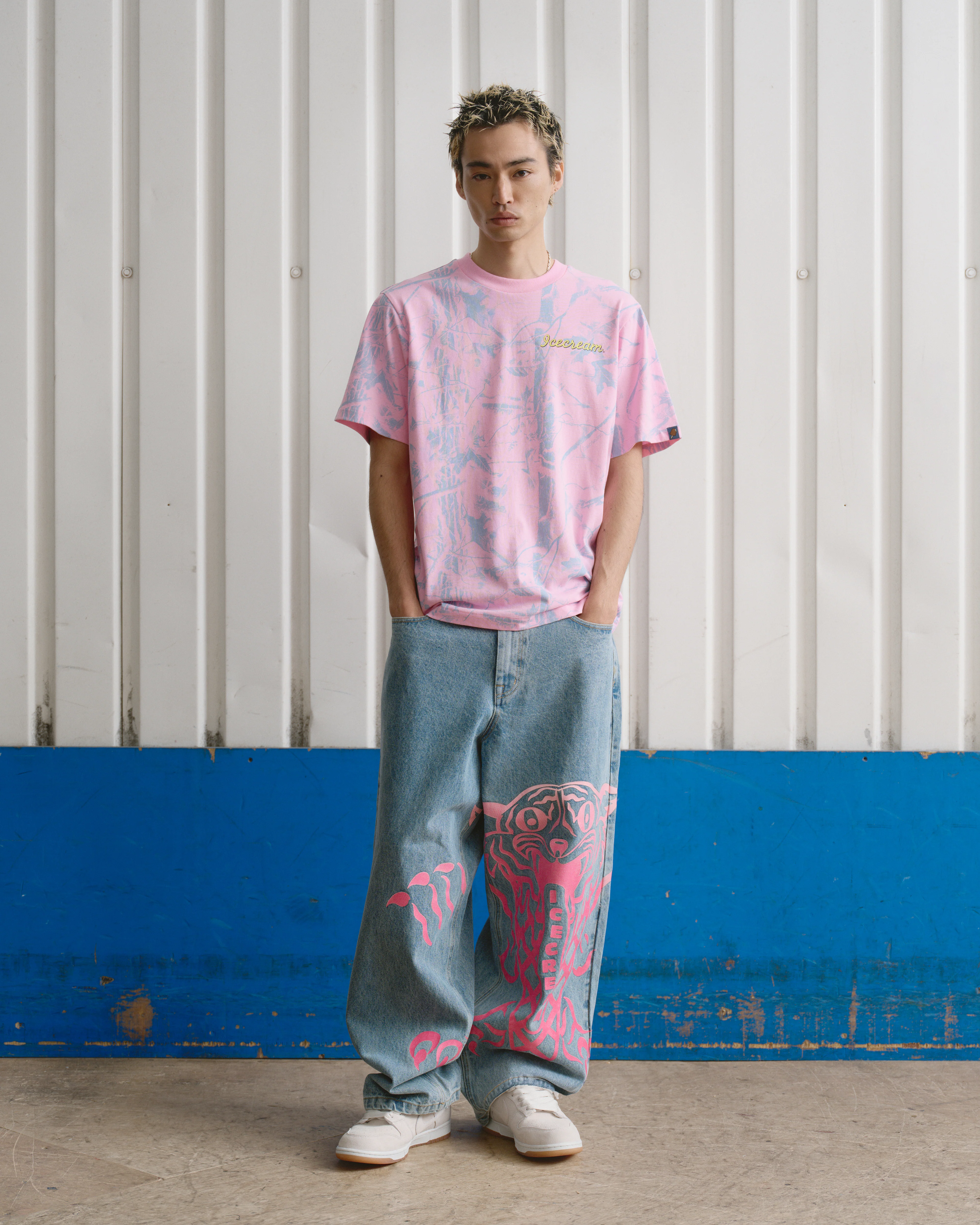 TREE CAMO T-SHIRT - PINK - Image 2